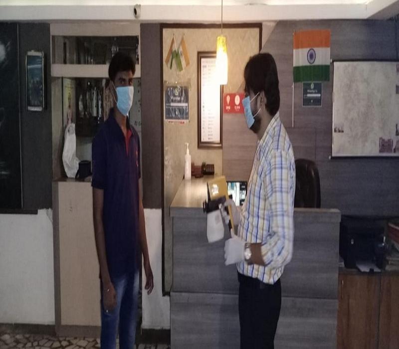 Hotel White House Pune Bagian luar foto