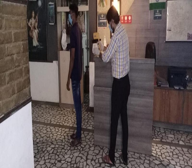 Hotel White House Pune Bagian luar foto